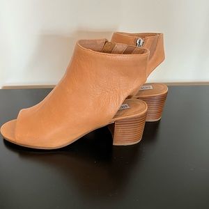 Steve Madden women  open-toed booties. Size 7.5